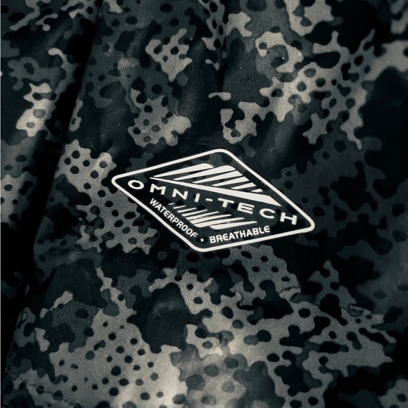 Columbia / Limited Edition / OMNI-TECH / Mens / 3XL / Rain Jacket - Picture 3 of 5